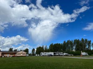 Imagen de la galería de Airport Inn, en Quesnel