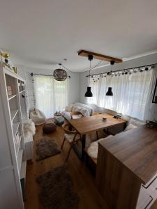 Część wypoczynkowa w obiekcie JARA APARTMENT- Ramsau am Dachstein