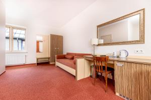 Kuchyň nebo kuchyňský kout v ubytování Info Hotel