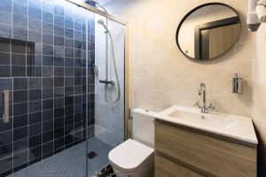 Kúpeľňa v ubytovaní Apartamentos El Patio, Plaza Mayor Trujillo