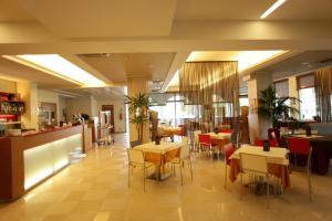 Restaurace v ubytování Hotel Rivus
