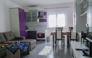 Kuchyňa alebo kuchynka v ubytovaní Klara's apartments