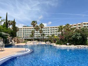 Bazén v ubytovaní RVHotels Ametlla Mar alebo v jeho blízkosti