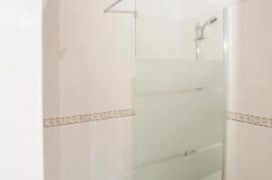 A bathroom at Apartamento Ferrera Park 617