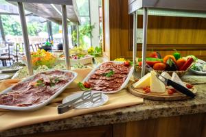Gambar di galeri bagi Izola Paradise Hotel - All Inclusive di Pantai Sunny