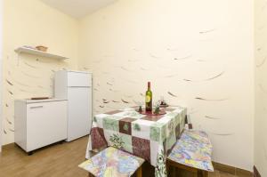 Kuchyňa alebo kuchynka v ubytovaní Apartments Franciska