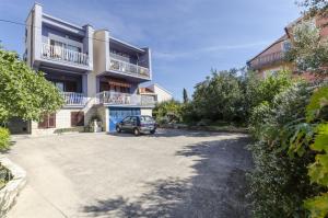 Budova, v ktorej sa apartmán nachádza