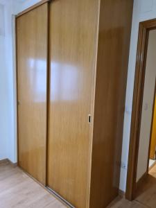 Fotografie z fotogalerie ubytování Habitación con baño privado- En casa familiar Beatriz ve Valencii