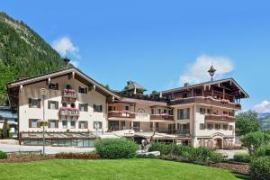 Ein allgemeiner Bergblick oder ein Berglick von des Hotels aus