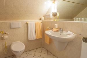 Koupelna v ubytování Hotel Residenz Joop + 9 fotografií