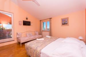 Fotografie z fotogalerie ubytování Apartment Marin v destinaci Seget Vranjica