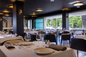 Restaurace v ubytování Hôtel Spa Restaurant Villa Castellane