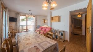 Et tv og/eller underholdning på B602 - Appartement 3 pieces cabine 8 personnes