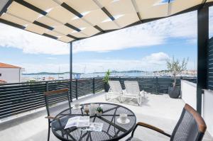 Балкон или терраса в Apartments and Rooms Mare