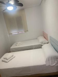 Zdjęcie z galerii obiektu Apartamentoen la playa, 200 Mts de la playa Nuevo w mieście Santa Pola
