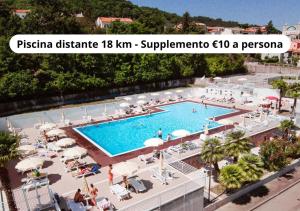 A view of the pool at Hotel Borgo in Irpinia - L'Angolo Verde or nearby