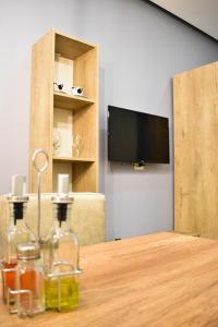 TV a/nebo společenská místnost v ubytování DelMar Apartments