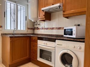 Kuchyňa alebo kuchynka v ubytovaní Apartamento Deluxe Jardín