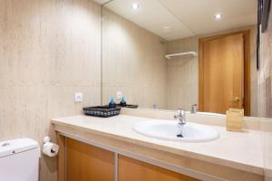 Kúpeľňa v ubytovaní Home2Book Executive & Design Las Torres