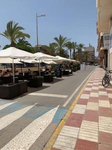 Zdjęcie z galerii obiektu Apartamentoen la playa, 200 Mts de la playa Nuevo w mieście Santa Pola