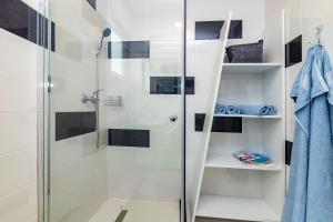 TV a/nebo společenská místnost v ubytování House Villa Ivona
