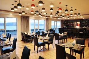 Predel za sedenje v nastanitvi Fosshotel Westfjords