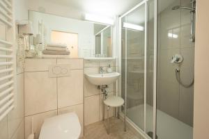 Ένα μπάνιο στο Hotel Garni Keil