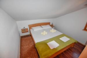 Posteľ alebo postele v izbe v ubytovaní Apartments Kalista