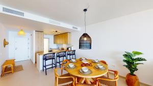 Zdjęcie z galerii obiektu Stupa Hills IV F33G - Superb Sea View Apartment w mieście Benalmádena