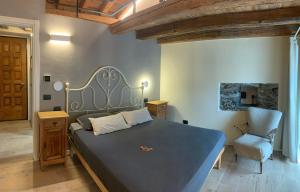 Alle Macine - Lake Como Heritage Home in Molino Maufet Watermill - Lake View Balcony客房内的一张或多张床位