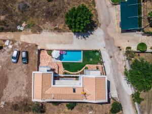 Bazén v ubytovaní MARIVAL Luxury Living - Adults Only alebo v jeho blízkosti