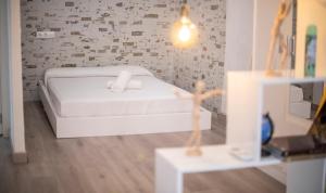 Posteľ alebo postele v izbe v ubytovaní TarracoHomes, TH157 Estudio Contemporáneo Sedassos