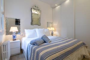 Zdjęcie z galerii obiektu Bilbao Plaza Campuzano de Bilbao Suites, elegante y céntrico w mieście Bilbao
