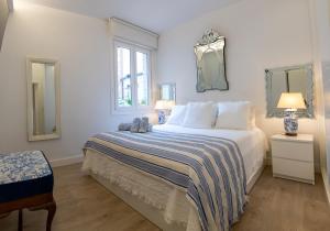 Zdjęcie z galerii obiektu Bilbao Plaza Campuzano de Bilbao Suites, elegante y céntrico w mieście Bilbao