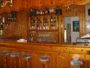 Lounge nebo bar v ubytování Karis Hotel