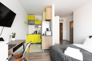 Kuchyňa alebo kuchynka v ubytovaní P&O Serviced Apartments - Dionizosa