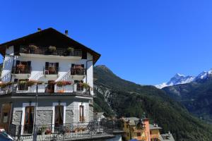 Foto de la galería de Hotel Roseg en Chiesa in Valmalenco