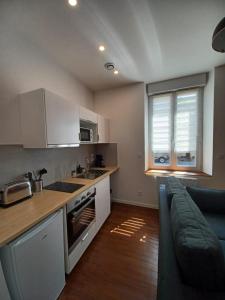 Kuchyň nebo kuchyňský kout v ubytování Mazamet - Studio neuf et moderne en centre-ville + 3 fotografie