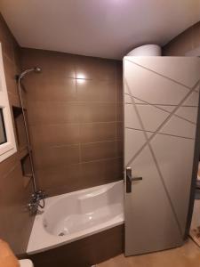 Ένα μπάνιο στο Madinaty 3