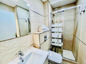 Fotografia z galérie ubytovania Moderno y Nuevo apartamento playa v destinácii Benalmádena