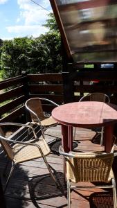 Balkon lub taras w obiekcie Pod Brzozami