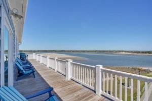 Fotografie z fotogalerie ubytování Ocean's 12 v destinaci Oak Island + 97 fotografií