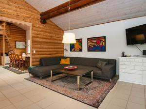 Gallery image of 8 person holiday home in Glesborg in Fjellerup