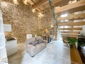 A seating area at 500 Home