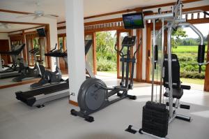 The fitness center and/or fitness facilities at Pa Sak Tong