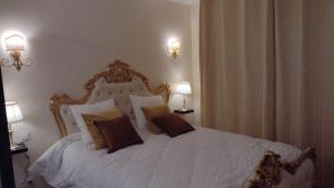 Zdjęcie z galerii obiektu Appartement baroque Sully w mieście Sully-sur-Loire