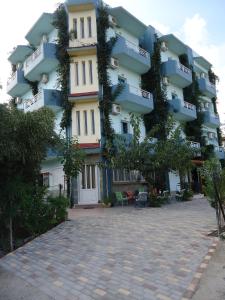 Gallery image of Saloustros Apartments in Amoudara Herakliou