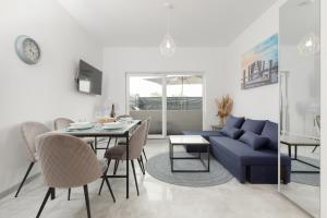 Posedenie v ubytovaní Lake House Sosnowy Las Mielno by Noclegi Renters