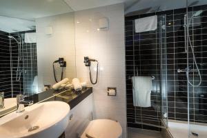 Baðherbergi á Holiday Inn Express Strasbourg - Sud by IHG