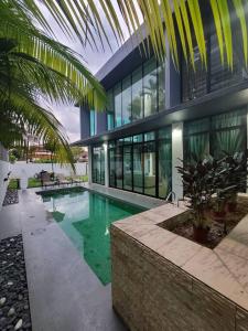 Kolam renang di atau dekat dengan D01 Titiwangsa Secret Private Pool Villa KL